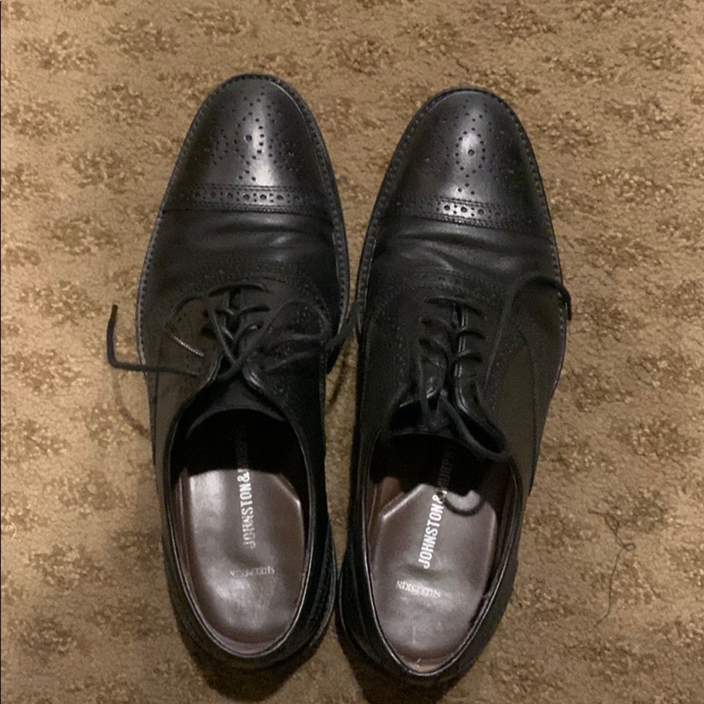 Mens dress shoes
